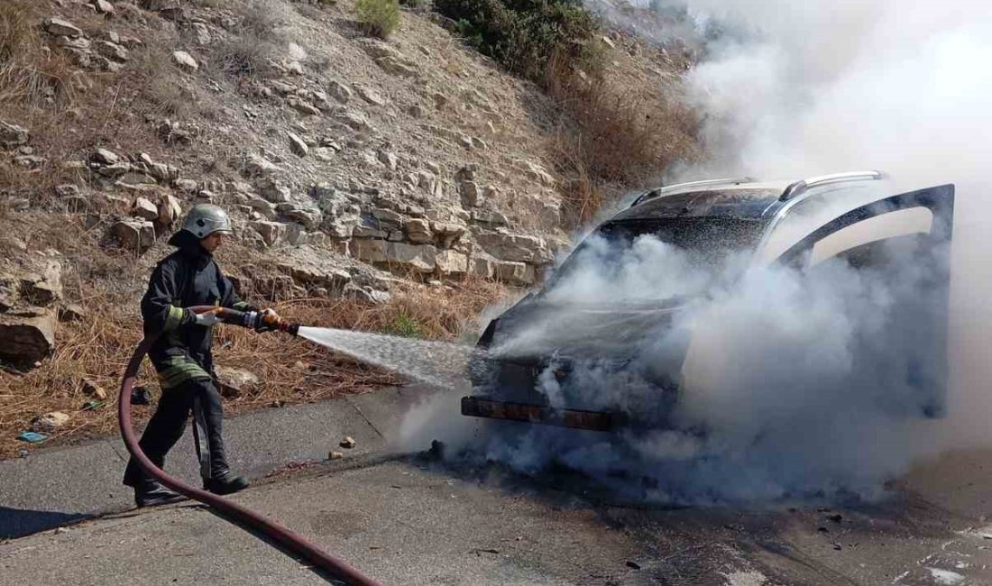 TARSUS’TA SEYİR HALİNDEKİ ARAÇTA HENÜZ BİLİNMEYEN BİR NEDENLE MOTOR KISMI
