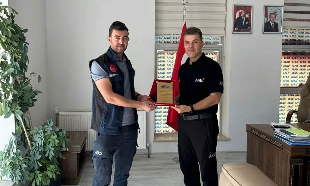 ŞIRNAK’TA GÖREV SÜRELERİNİ DOLDURUP BAŞKA BİR ŞEHRE TAYİNİ ÇIKAN AFAD
