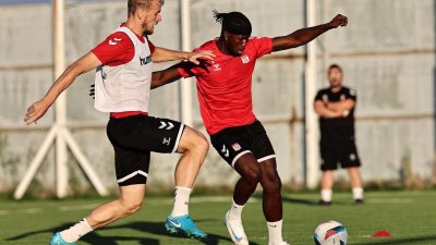 TRENDYOL SÜPER LİG 2024-25 SEZONUNUN 5. HAFTA MAÇINDA SAHASINDA GAZİANTEP