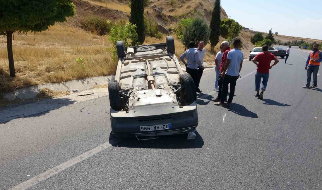 ADIYAMAN’DA, SÜRÜCÜSÜNÜN DİREKSİYON HAKİMİYETİNİ KAYBETTİĞİ OTOMOBİLİN TAKLA ATMASI SONUCU 1