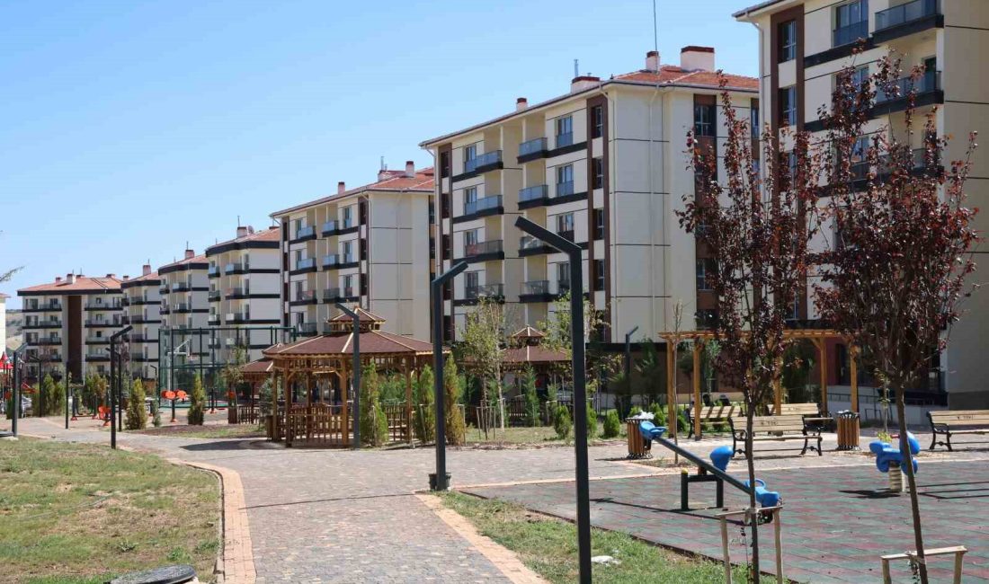 ESKİŞEHİR’DE YAPILAN TOKİ KONUTLARININ İLK 2 ETABININ 9 EYLÜL PAZARTESİ