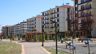 ESKİŞEHİR’DE YAPILAN TOKİ KONUTLARININ İLK 2 ETABININ 9 EYLÜL PAZARTESİ