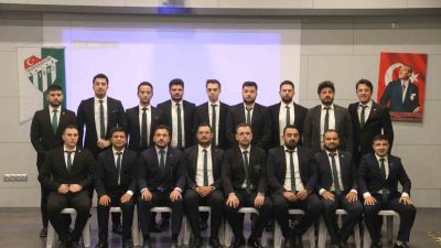 ÜNİVERSİTELİ BURSASPORLULAR DERNEĞİ’NİN 7. OLAĞAN GENEL KURULU’NDA BAŞKANLIĞA OĞUZ KEMAL