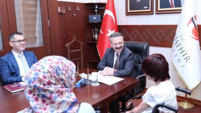 ESKİŞEHİR VALİSİ HÜSEYİN AKSOY, VATANDAŞLARIN TALEP VE SORUNLARINA ÇÖZÜM BULMAK