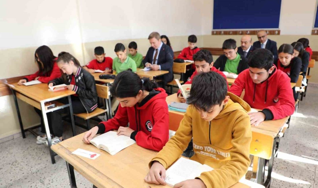 ERZİNCAN VALİSİ HAMZA AYDOĞDU, 2024-2025 EĞİTİM-ÖĞRETİM YILININ BAŞLAMASI MÜNASEBETİYLE BİR