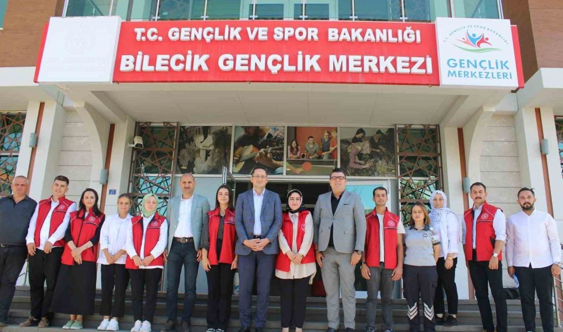 GENÇLİK HİZMETLERİ GENEL MÜDÜR YARDIMCISI TARIK KARKINÇAM