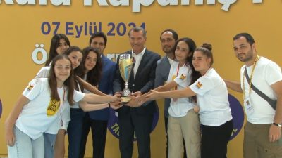 ZEYTİNBURNU BELEDİYESİ YAZ SPOR OKULLARINDA YAZ TATİLLERİNİ SPORLA UĞRAŞARAK GEÇİREN