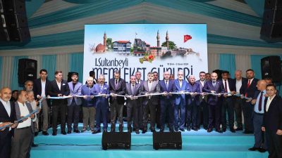 1’İNCİ SULTANBEYLİ MEMLEKET GÜNLERİ YOĞUN KATILIMLA BAŞLADI