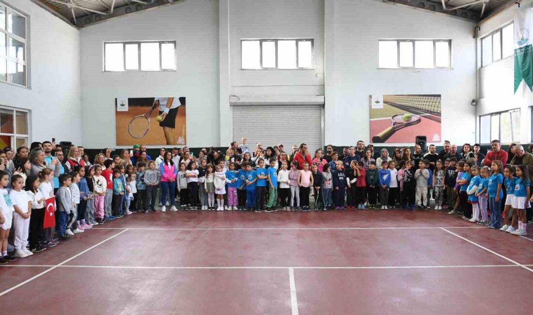 OSMANGAZİ'DE ALTIN RAKETLER BELLİ OLDU