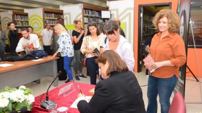 Nilüfer Belediyesi’nin “Edebi Kazılar” söyleşilerinin Ekim ayı konuğu, ödüllü yazar
