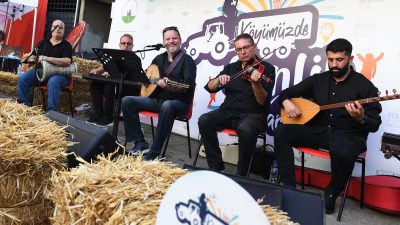 Osmangazi Belediyesi’nin köylerdeki eski panayırları yaşatmak adına düzenlediği ‘Köyümüzde Şenlik