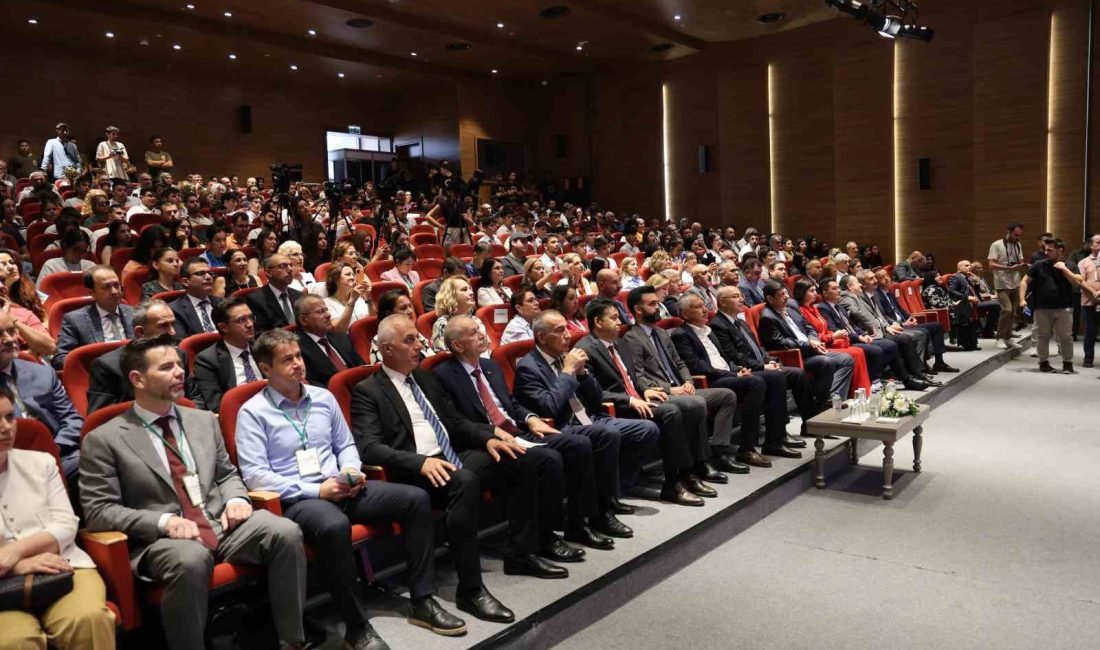 KÖKLERİYLE ADANA TEMASIYLA GERÇEKLEŞEN 8. ULUSLARARASI ADANA LEZZET FESTİVALİ 