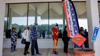 ABD’DE BAŞKANLIK SEÇİMİ İÇİN İLK OY VERME İŞLEMİ GEORGİA’DA BAŞLADI