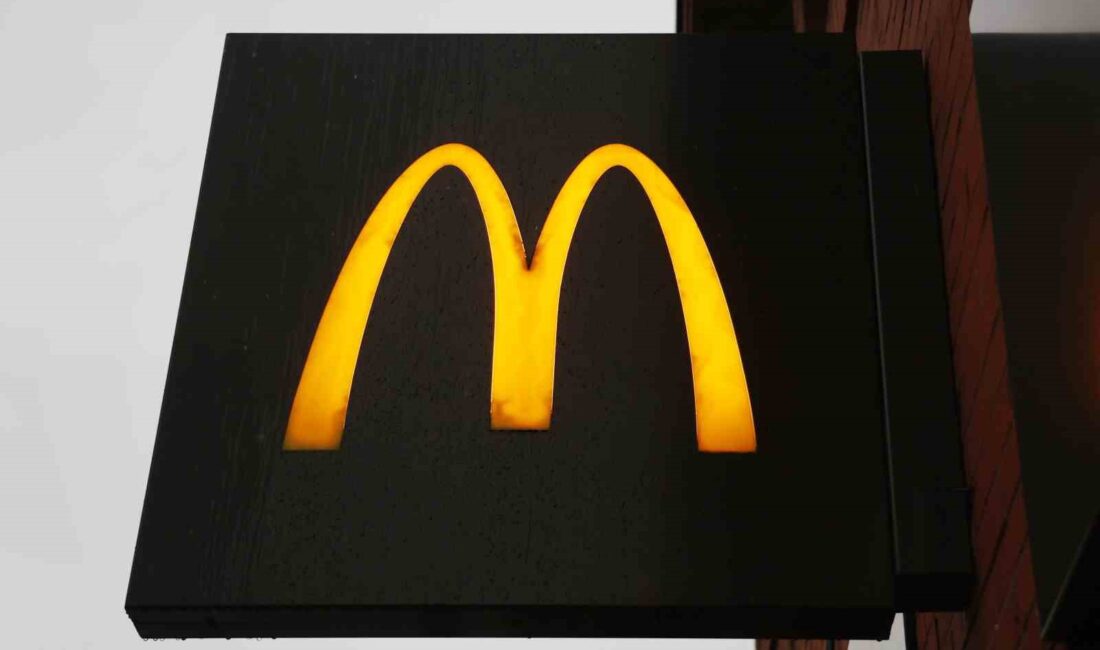 ABD'DE MCDONALD'S HAMBURGERLERİYLE BAĞLANTILI E. COLİ ENFEKSİYONLARININ SAYISI 90'A YÜKSELDİ