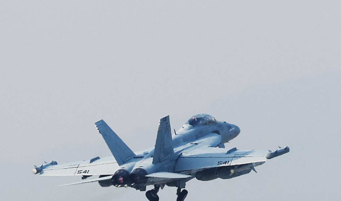 ABD'NİN WASHİNGTON EYALETİNDE ABD DONANMASI'NA AİT EA-18G GROWLER TİPİ SAVAŞ