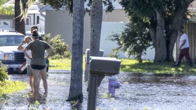 ABD'NİN FLORİDA EYALETİNDE ETKİLİ OLAN MİLTON KASIRGASI'NDA HAYATINI KAYBEDENLERİN SAYISI