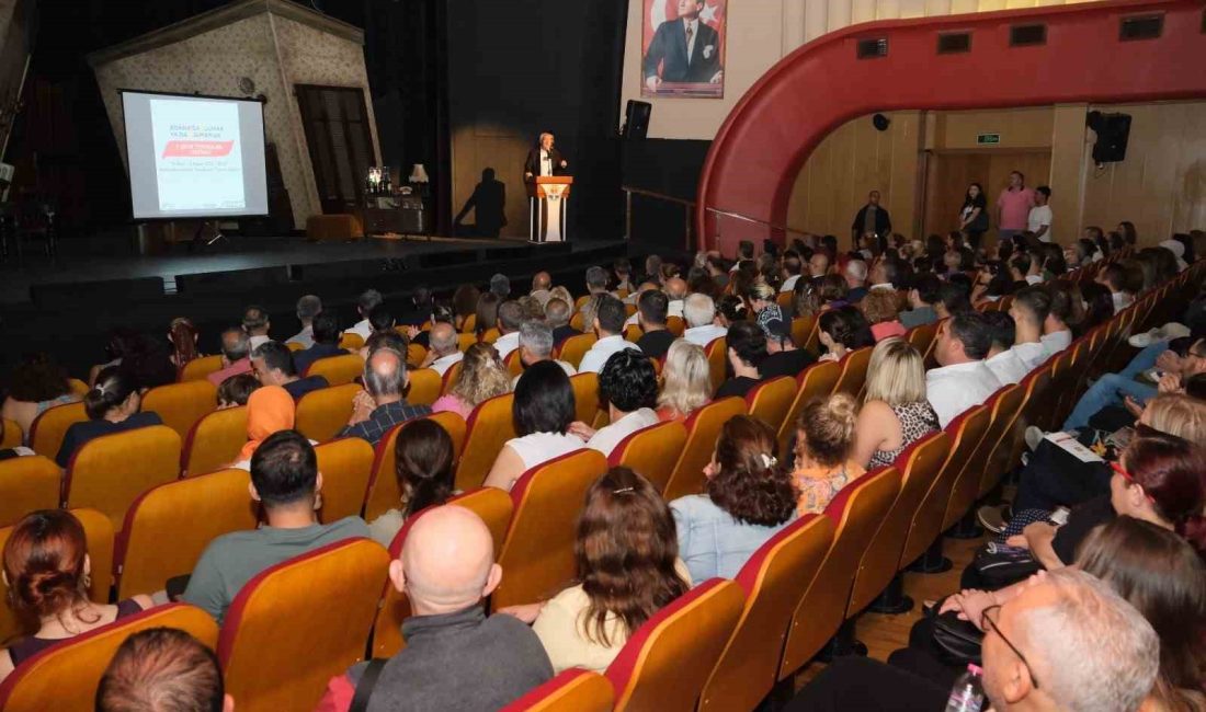 TÜRKİYE’NİN HER KÖŞESİNDEN, BİRBİRİNDEN DEĞERLİ VE SEÇKİN ŞEHİR TİYATROLARINI ADANALI
