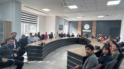 AFYONKARAHİSAR’DA HAREZMİ EĞİTİM MODELİ ÖĞRETMEN EĞİTİMLERİ BAŞLADI