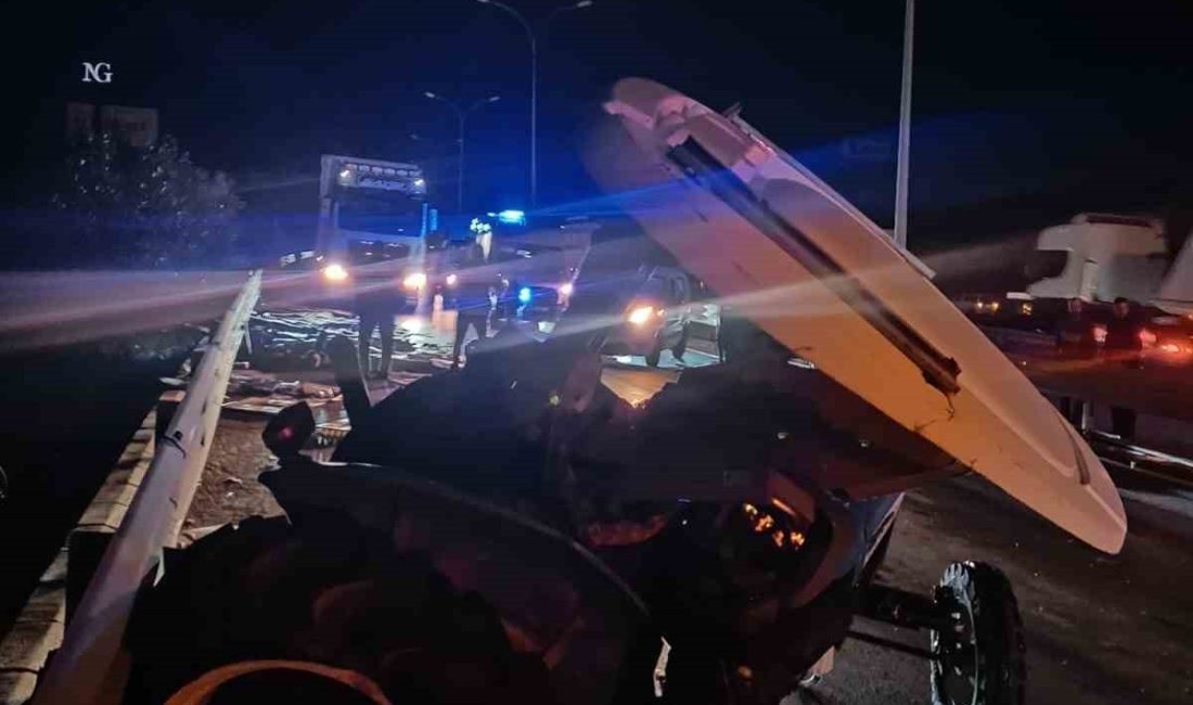 AFYONKARAHİSAR’DA KAZA 1 ÖLÜ 2 YARALI