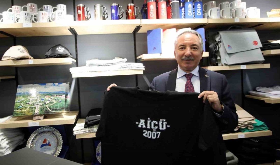 AİÇÜ STORE AÇILDI