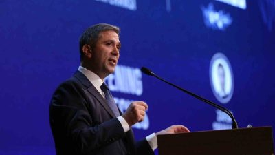 AK PARTİ GENEL BAŞKAN YARDIMCISI DIŞ İLİŞKİLER BAŞKANI ZAFER SIRAKAYA,