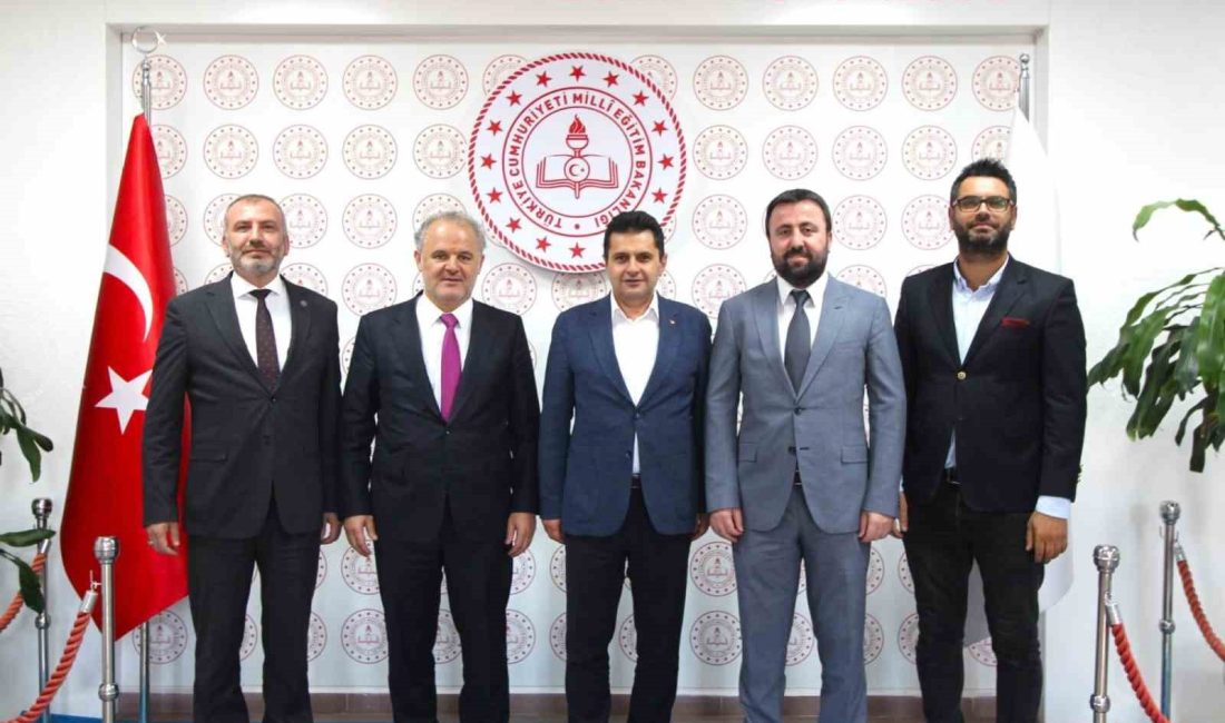 ALANYA ALAADDİN KEYKUBAT ÜNİVERSİTESİ (ALKÜ) REKTÖR YARDIMCILARINDAN PROF. DR. MEHMET