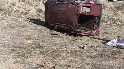 ANKARA’DA KONTROLDEN ÇIKAN HAFİF TİCARİ ARACIN ŞARAMPOLE DEVRİLMESİ SONUCU MEYDANA