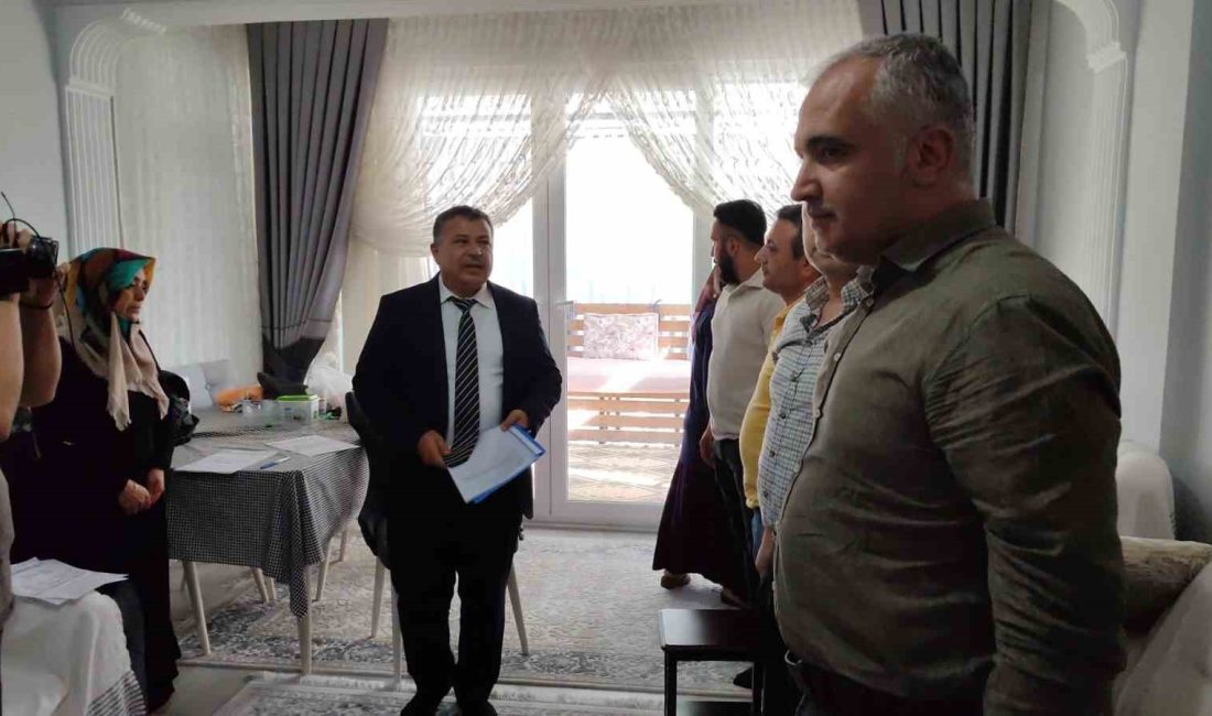 ANTALYA SGK İL MÜDÜRÜ MEHMET TANRIÖVER, ANTALYA'NIN ALANYA İLÇESİNDE İŞ