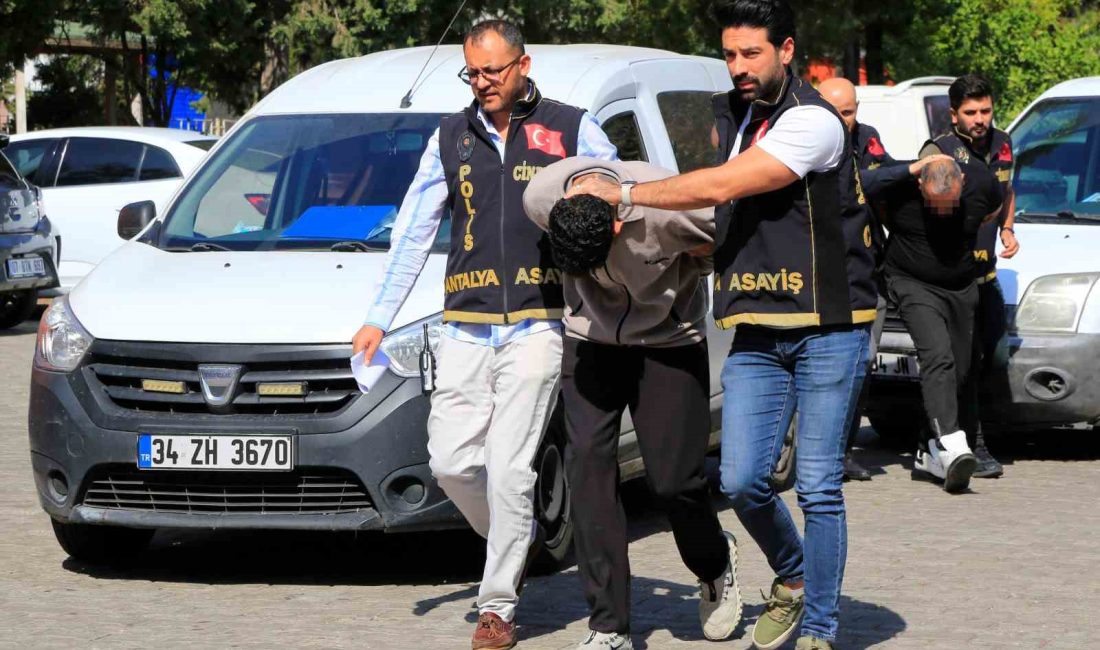ANTALYA’DA İKİ GRUP ARASINDA ÇIKAN TARTIŞMADA KÖR KURŞUNA KURBAN GİDEN