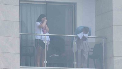 ANTALYA'DA 550 MÜŞTERİSİ BULUNAN 5 YILDIZLI OTELDE YANGIN ÇIKTI. ARALARINDA