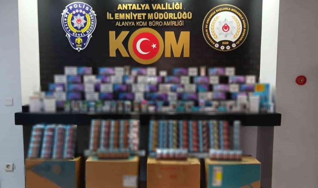 ANTALYA’NIN ÜÇ İLÇESİNDE KAÇAKÇILIĞA YÖNELİK YAPILAN OPERASYONLARDA ÇOK SAYIDA KAÇAK
