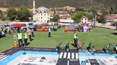 ANTALYA İL JANDARMA KOMUTANLIĞI TARAFINDAN DÜZENLENEN "KÖY YOLUNDA TRAFİKTE HER