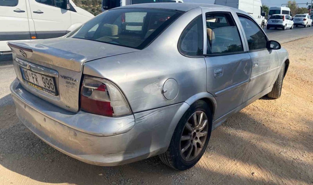 ANTALYA’DA SEYİR HALİNDEKİ MOTOSİKLETİN OTOMOBİLE ÇARPMASI SONUCU MEYDANA GELEN KAZADA