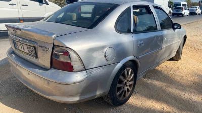 ANTALYA’DA SEYİR HALİNDEKİ MOTOSİKLETİN OTOMOBİLE ÇARPMASI SONUCU MEYDANA GELEN KAZADA