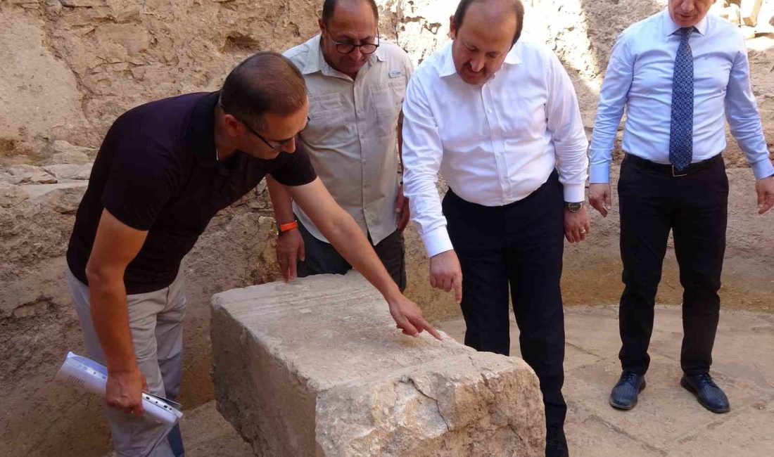 MERSİN'İN ÖNEMLİ TURİZM NOKTALARINDAN ANEMURİUM ANTİK KENTİ'NDE KAZI ÇALIŞMALARINA HER