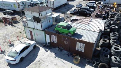 HATAY’IN ANTAKYA İLÇESİNDE ARKADAŞININ EMANET ARABASINI TESLİM ALAN YILMAZ ÖZDEMİR,