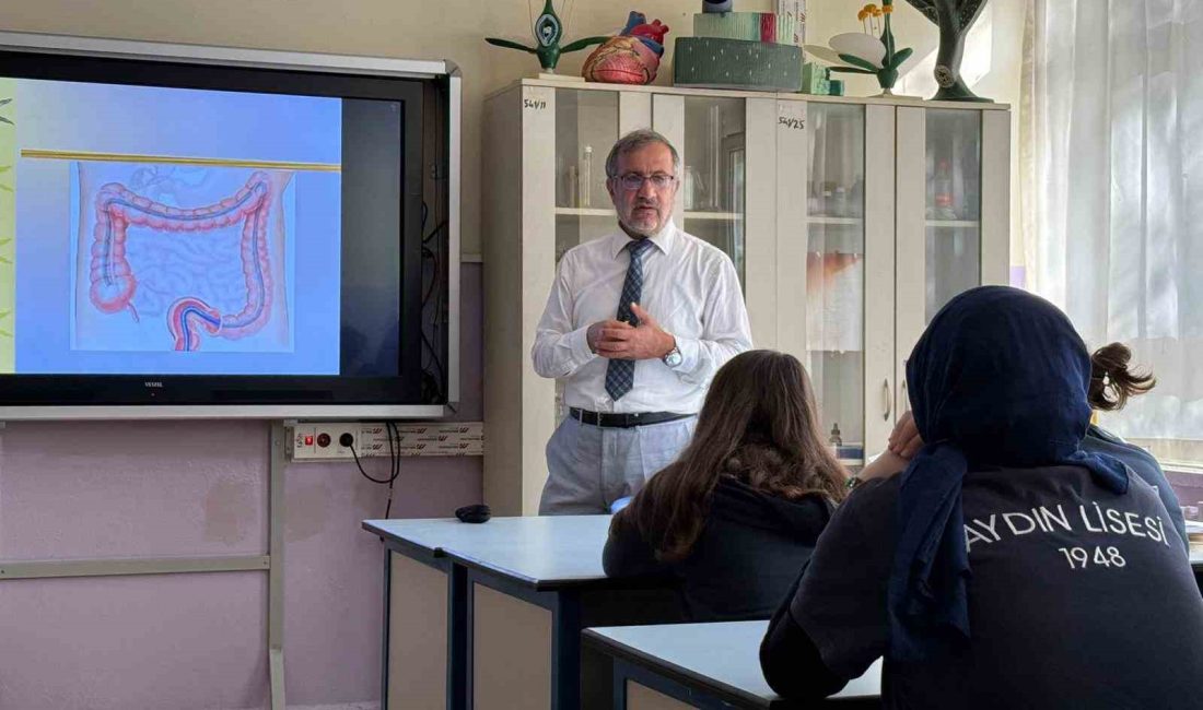 AYDIN'DA AKADEMİSYENLERİN DERSLERE GİRMESİ PROJESİ'Nİ İLK UYGULAYAN AYDIN LİSESİ, PROJEYİ