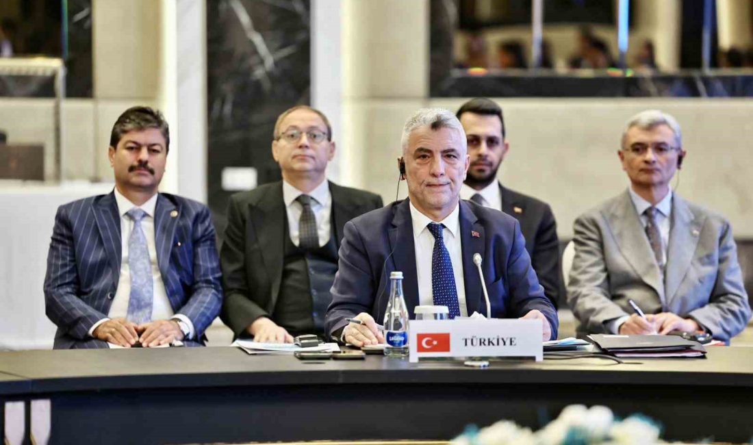 BAKAN BOLAT TDT  TİCARET VE EKONOMİDEN SORUMLU BAKANLAR 13’ÜNCÜ