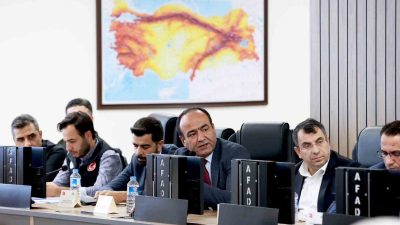 İÇİŞLERİ BAKANI ALİ YERLİKAYA, “AFAD’DAN 55 ARAÇ VE 210 PERSONELİMİZLE