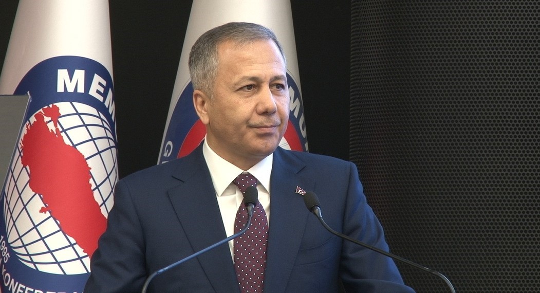 İÇİŞLERİ BAKANI ALİ YERLİKAYA, “TERÖRİSTLERLE, ORGANİZE SUÇ ÖRGÜTLERİYLE, ZEHİR TACİRLERİYLE,