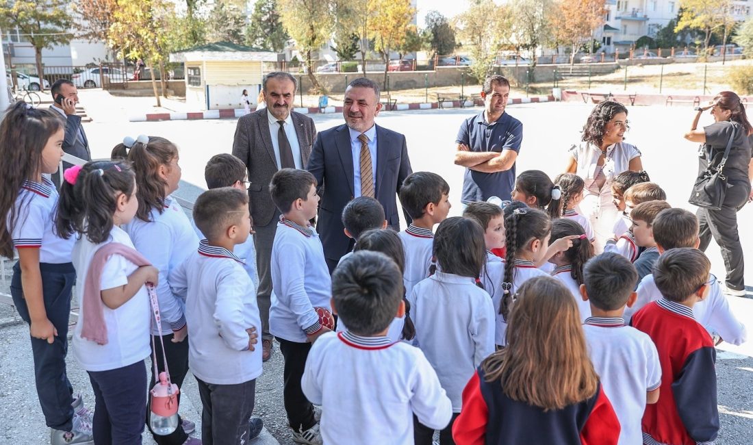 YAPTIĞI PROJELER VE YATIRIMLARLA EĞİTİM ALANINDA SİNCAN’I İLERİYE TAŞIYAN SİNCAN