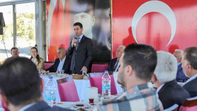 BAYRAKLI BELEDİYE BAŞKANI İRFAN ÖNAL, MUHTARLAR GÜNÜ DOLAYISIYLA 24 MAHALLE