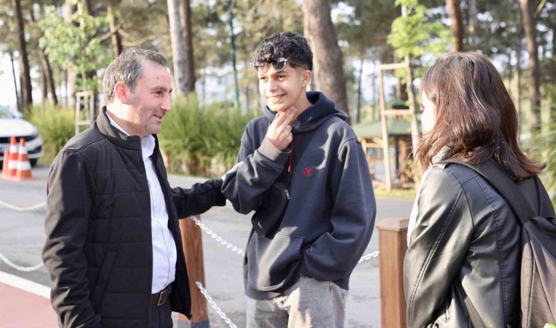 SULTANBEYLİ BELEDİYE BAŞKANI ALİ TOMBAŞ, İLÇEDE İKAMET EDEN ÜNİVERSİTE ÖĞRENCİLERİNE