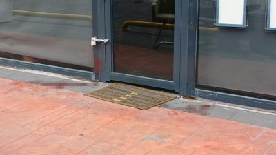 BEYLİKDÜZÜ’NDE BİR EĞLENCE MEKANINDA İKİ GRUP ARASINDA ÇIKAN TARTIŞMADA SİLAHLAR