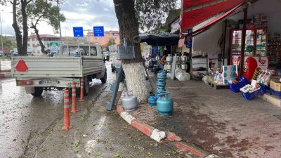 SAMSUN'UN KAVAK İLÇESİNDE BIÇAKLI SALDIRIYA UĞRAYAN ESNAF YARALANDI.