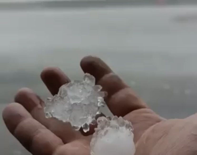 ÇANAKKALE’NİN BİGA İLÇESİNDE SAĞANAK YAĞIŞ İLE ŞİDDETLİ RÜZGAR ETKİLİ OLDU.