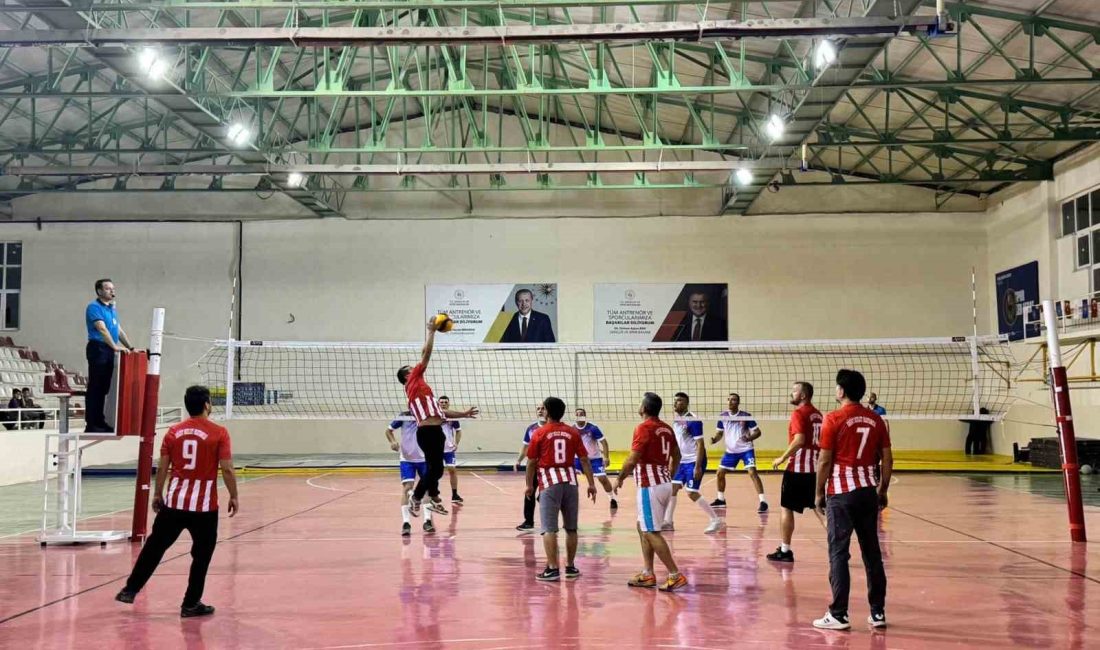 SÖĞÜT 29 EKİM CUMHURİYET BAYRAMI ETKİNLİKLERİ KAPSAMINDA VOLEYBOL TURNUVASI
