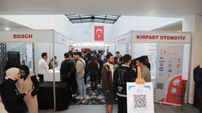 BURSA TEKNİK ÜNİVERSİTESİ (BTÜ) EV SAHİPLİĞİNDE İLKİ DÜZENLENEN KARİYER FUARI