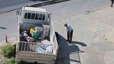 AYDIN EFELER İLÇESİ’NE BAĞLI UMURLU MAHALLESİ’NDE ANİ YAĞIŞLARDA OLUŞAN SU