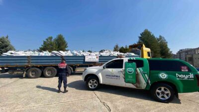 İL JANDARMA KOMUTANLIĞINDAN KAÇAK GÜBRE OPERASYONU : 2 MİLYON LİRA